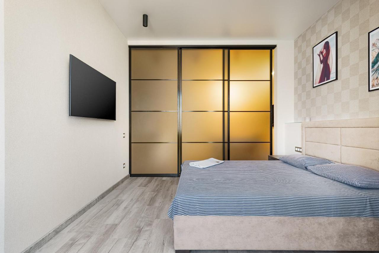 Sea Symphony Design Apartment Odessa Buitenkant foto