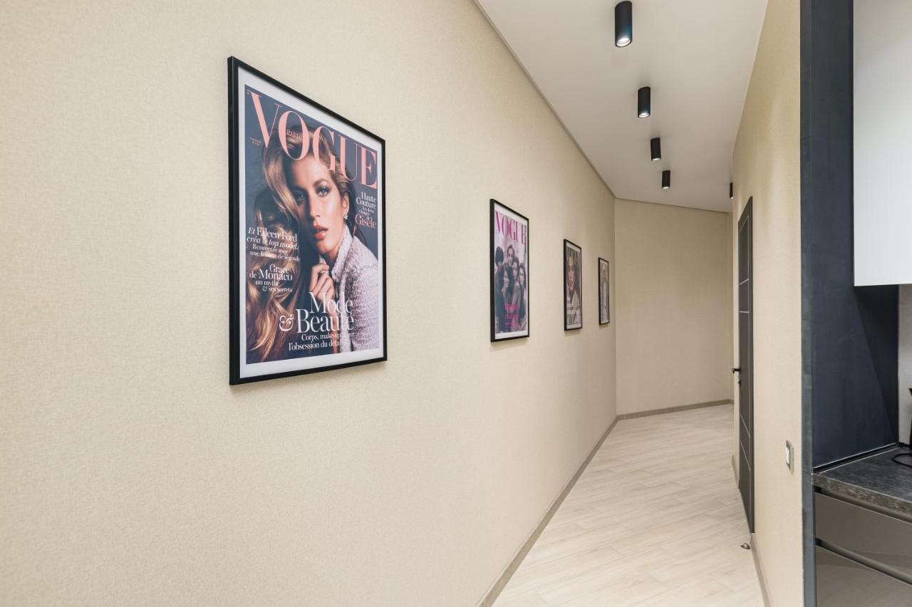 Sea Symphony Design Apartment Odessa Buitenkant foto