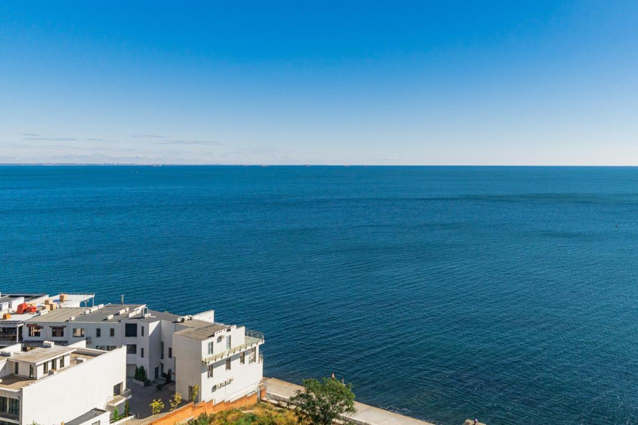Sea Symphony Design Apartment Odessa Buitenkant foto