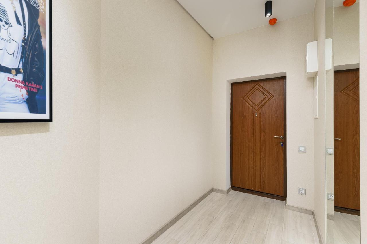Sea Symphony Design Apartment Odessa Buitenkant foto