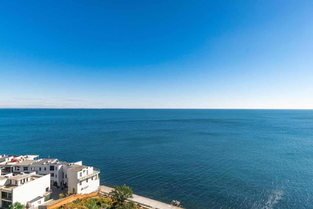 Sea Symphony Design Apartment Odessa Buitenkant foto